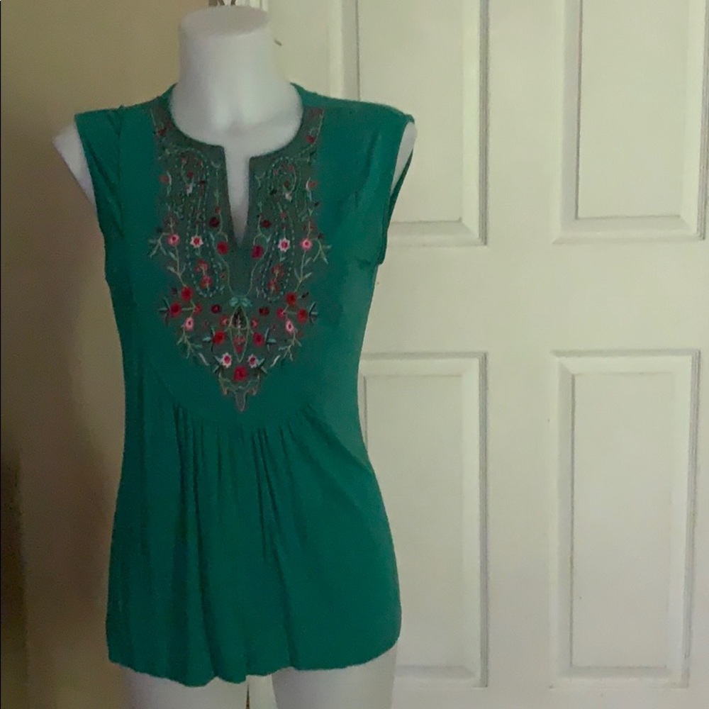 Women’s M top